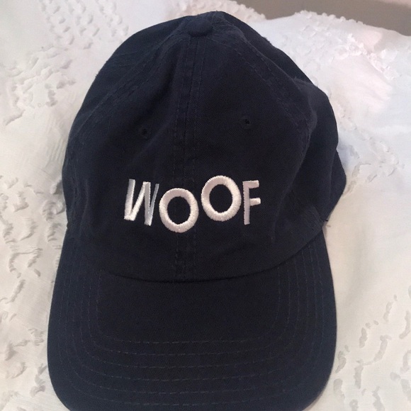 woof hat